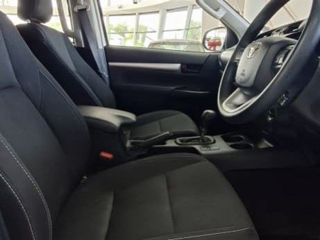 Toyota Hilux 2.4 Gd-6 Raider D/C 4x4 AT in Namibia