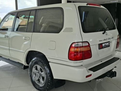 Toyota Land Cruiser 100 4.2 TD VX in Namibia