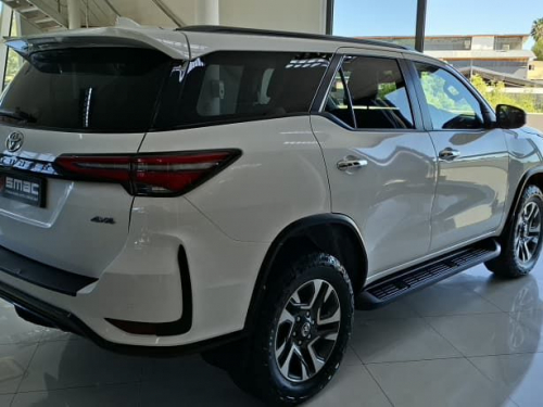 Toyota Fortuner 2.4 GD-6 4x4 AT in Namibia