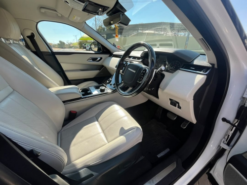 Land Rover RANGE ROVER VELAR 20T S in Namibia