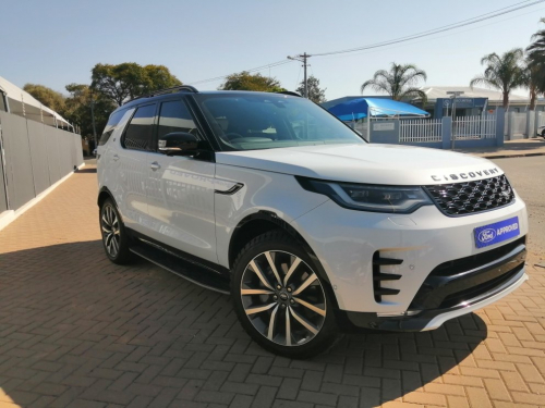 Land Rover DISCOVERY 30TD HSE R-DYNAMIC D300 in Namibia