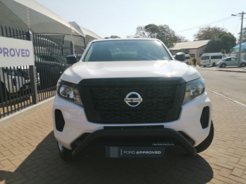 Nissan NAVARA 2.5DDTI XE S/C 4X4 in Namibia