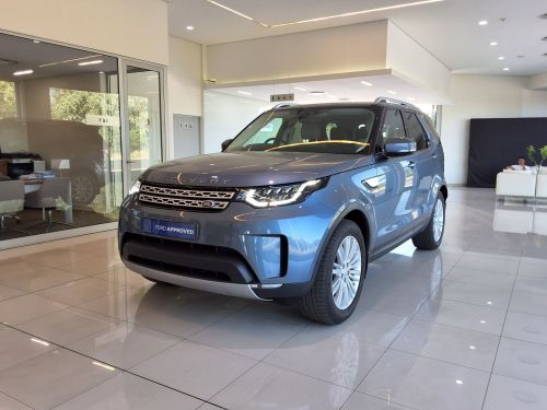 Land Rover DISCOVERY  30 TD 6 HSE in Namibia
