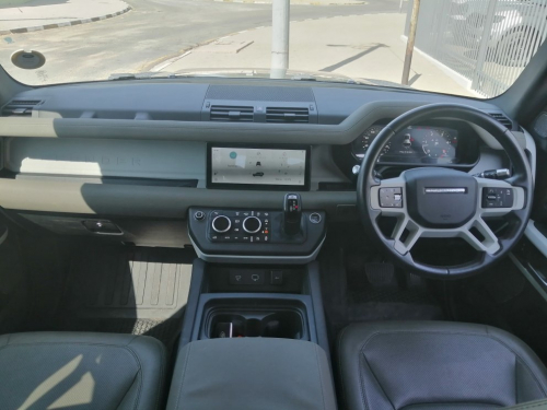 Land Rover DEFENDER 110 D300 S in Namibia