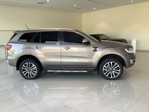 Ford EVEREST  20D BI-TURBO LTD 4x4 A/T in Namibia