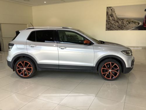 Volkswagen T CROSS  1.0 TSI HIGHLINE DSG in Namibia
