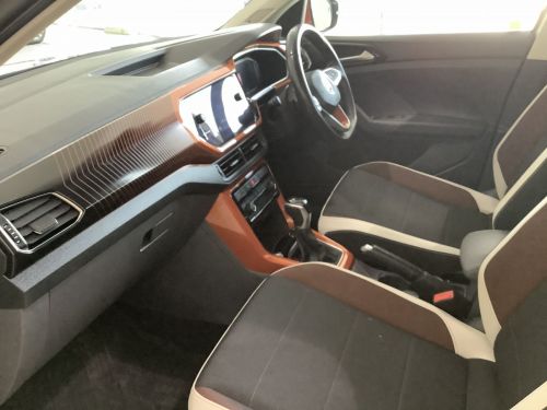 Volkswagen T CROSS  1.0 TSI HIGHLINE DSG in Namibia