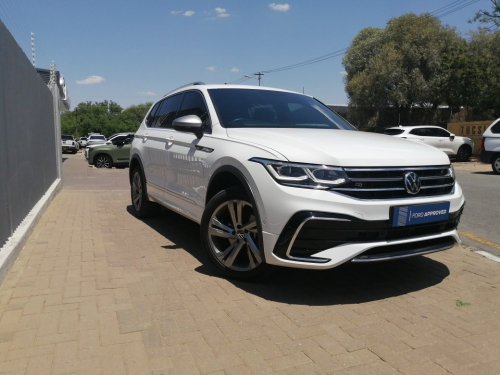 Volkswagen TIGUAN ALLSPACE 1.4 TSI R-LINE DSG in Namibia