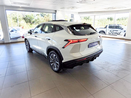 Jetour JETOUR	DASHING DELUXE 1.5T 6DCT 5 SEATS in Namibia