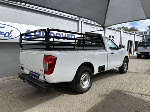 Nissan NAVARA 2.5 XE 4X4 MAN in Namibia