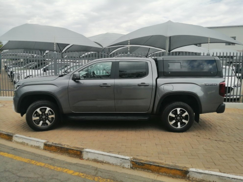 Volkswagen AMAROK 2.0 bit DI 154 kW 4MOT LIFE A/T D/C P/U in Namibia
