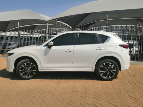 Mazda MAZDA CX5 20 DYNAMIC A/T in Namibia