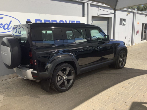 Land Rover DEFENDER 110 D240 SE 177KW in Namibia