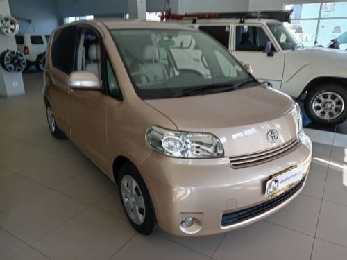 Toyota Porte 1.5 in Namibia