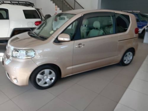 Toyota Porte 1.5 in Namibia