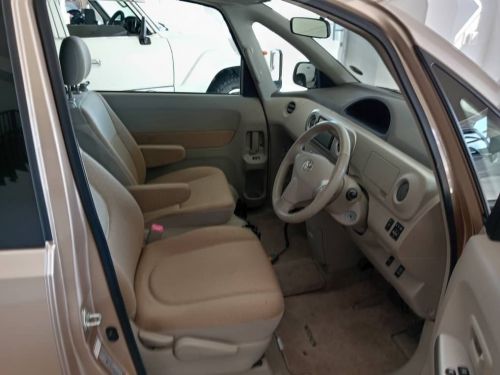 Toyota Porte 1.5 in Namibia