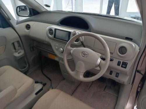 Toyota Porte 1.5 in Namibia