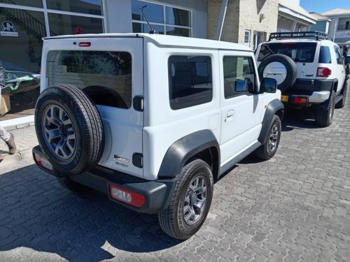 Suzuki Jimny 1.5 GLX Auto in Namibia