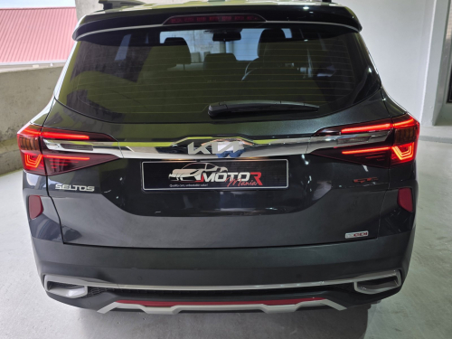 Kia Seltos 1.4T DCT Gt-Line in Namibia