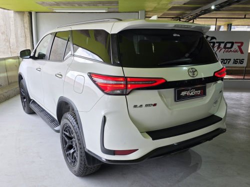 Toyota Fortuner 2.4GD-6 4x4 A/T in Namibia