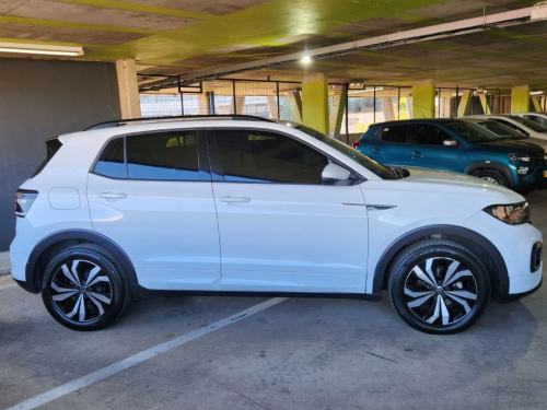 Volkswagen T-cross 1.0 Tsi Comfortline in Namibia