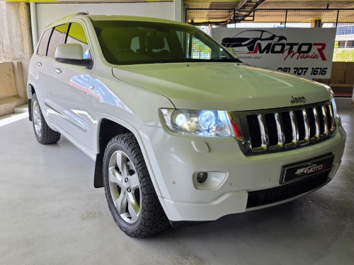 Jeep Grand Cherokee 3.0 V6 Crd Overland in Namibia