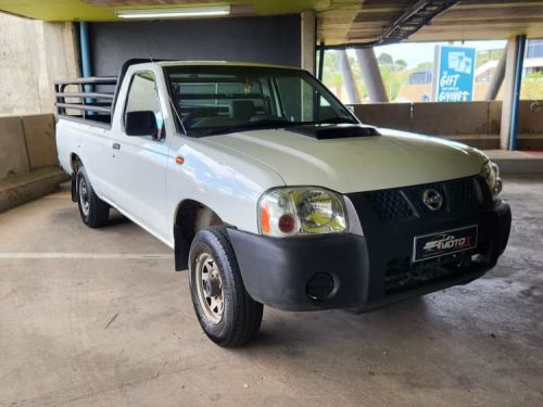Pre-owned Nissan Hardbody Np300 2.5 Tdi Lwb S/C P/U for sale in 