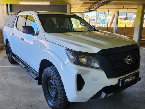 Nissan Navara 2.5TDI XE Plus 4x4 D/c P/u in Namibia