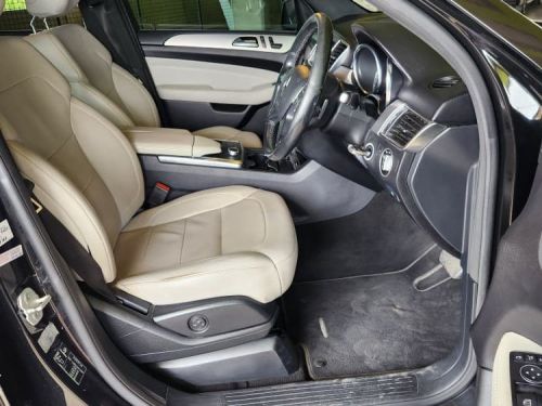 Mercedes-Benz ML 400 3.0V6 4Matic Be in Namibia