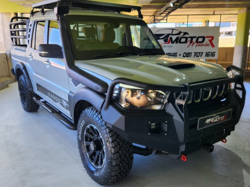 Pre-owned Mahindra Pik Up 2.2 Mhawk S11 Storm 4x4 D/C A/T P/U for sale in 
