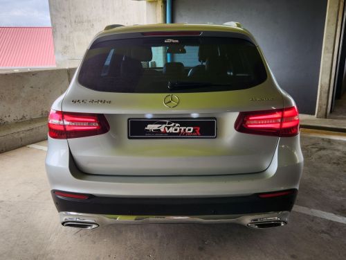 Mercedes-Benz Glc 220D 4Matic A/T in Namibia
