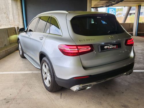 Mercedes-Benz Glc 220D 4Matic A/T in Namibia