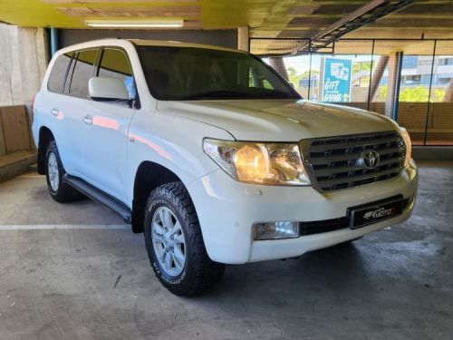 Pre-owned Toyota Landcruiser 200 V8 VX A/T for sale in 