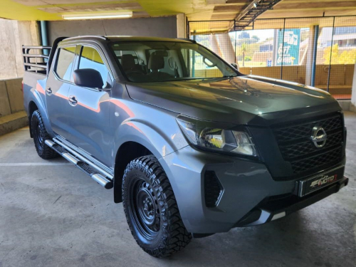 Pre-owned Nissan Navara 2.5 TDI XE 4x4 D/C P/U for sale in 