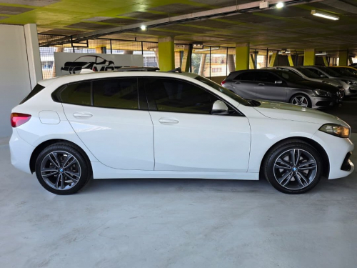 BMW 118i Sportback AT in Namibia