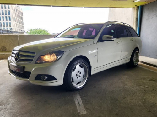 Mercedes-Benz C180 Be Estate Classic A/T in Namibia