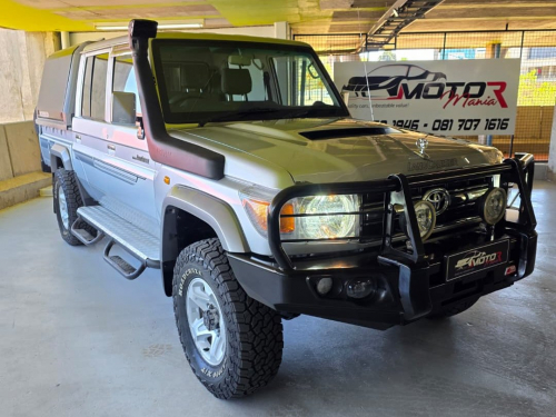 Pre-owned Toyota Land Cruiser 79 4.5 D 4x4 D/C M/T for sale in 