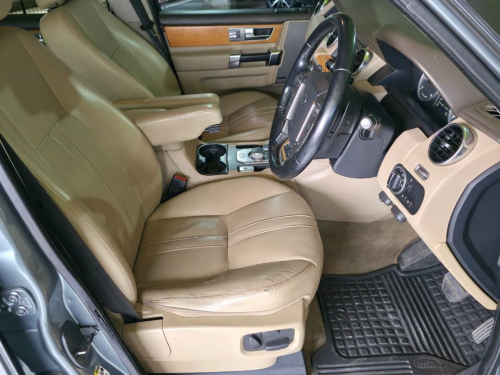 Land Rover Discovery 4 3.0 Tdi V6 Se A/T in Namibia