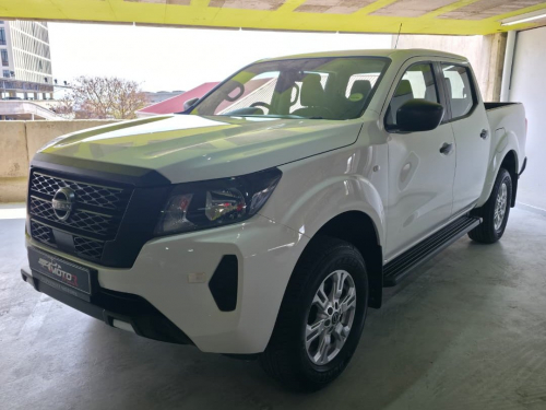 Nissan Navara 2.5ddti Se Plus D/C in Namibia