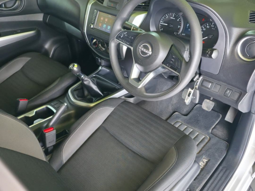 Nissan Navara 2.5ddti Se Plus D/C in Namibia