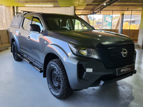 Nissan Navara 2.5 TDI XE 4x4 D/C P/U in Namibia