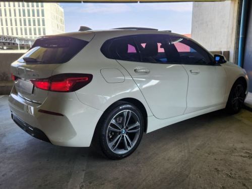 BMW 118i Sportback AT in Namibia