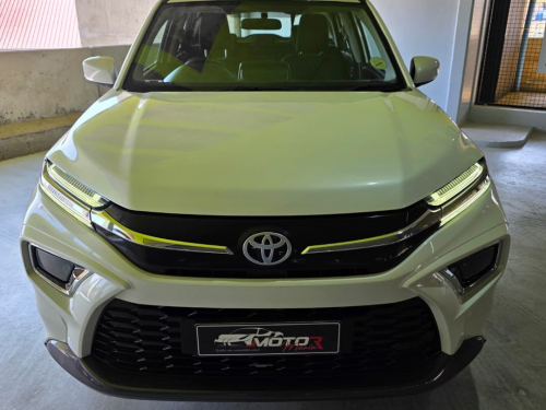 Toyota Urban Cruiser 1.5 XR A/T in Namibia