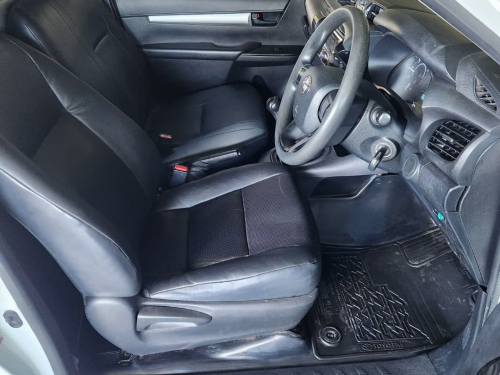 Toyota Hilux 2.4 Gd A/c P/u S/c in Namibia