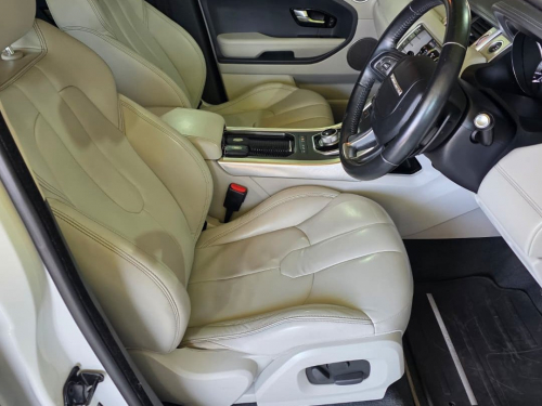 Land Rover Range Rover Evoque 2.0 Si4 Prestige AWD in Namibia