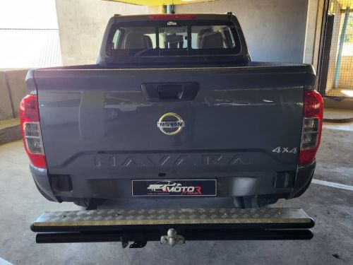 Nissan Navara 2.5 TDI XE 4x4 D/C P/U in Namibia