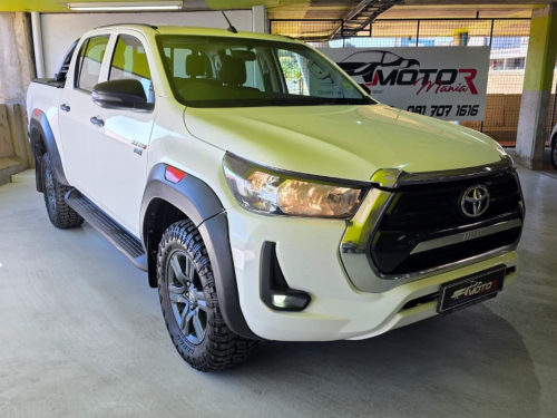 Toyota Hilux 2.4 Gd-6 Raider X 4x4 A/T D/C P/U in Namibia