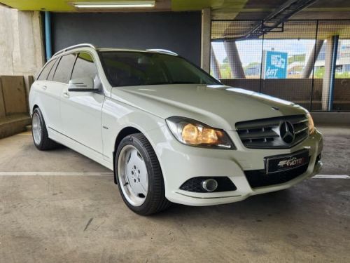Mercedes-Benz C180 Be Estate Classic A/t in Namibia