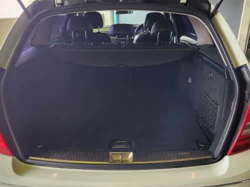 Mercedes-Benz C180 Be Estate Classic A/t in Namibia