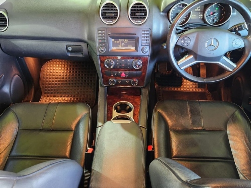 Mercedes-Benz ML Ml-class 350 A/T in Namibia